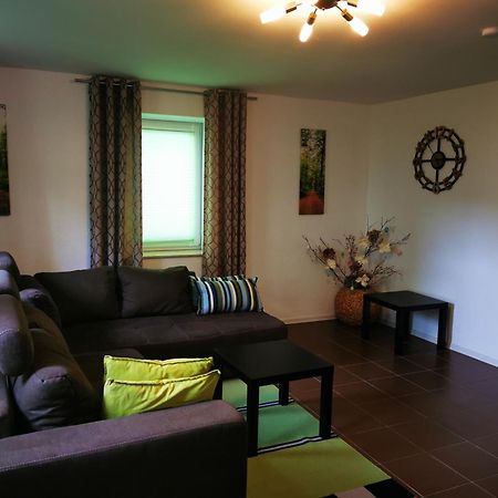 Ferienwohnung Am Waldpfad 凯撒斯劳滕 外观 照片